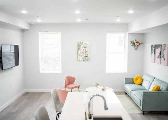 Luxury 2Bdr/2.5Bth Apt