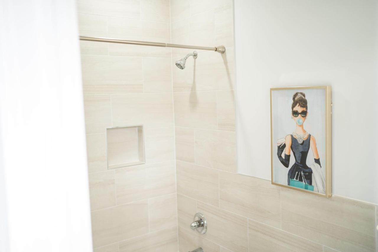 Apartamento Luxury 2bdr/2.5bth Apt